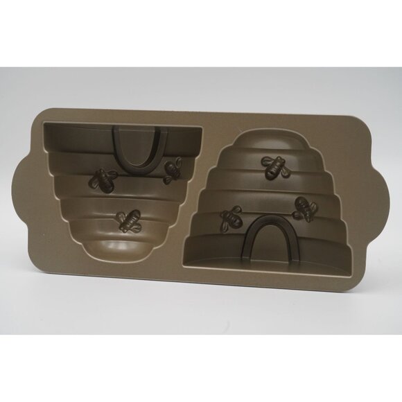 Nordic Ware Beehive Cake Pan 10 Cups / 2.4 Liters Cast Aluminum USA - Picture 5 of 5